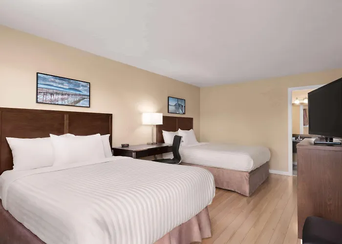 Travelodge By Wyndham Salmon Arm Bc