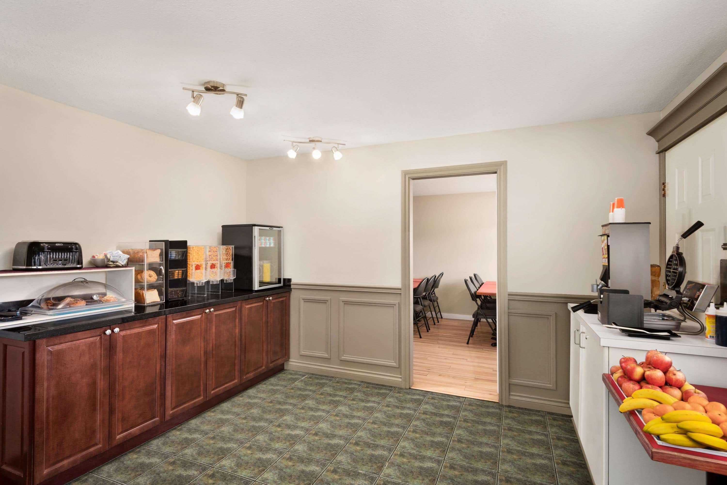 Hotel Travelodge By Wyndham Bc Salmon Arm