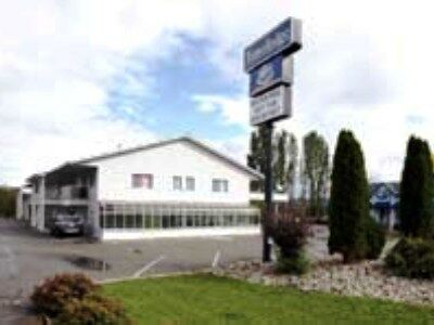 Travelodge By Wyndham Bc Salmon Arm